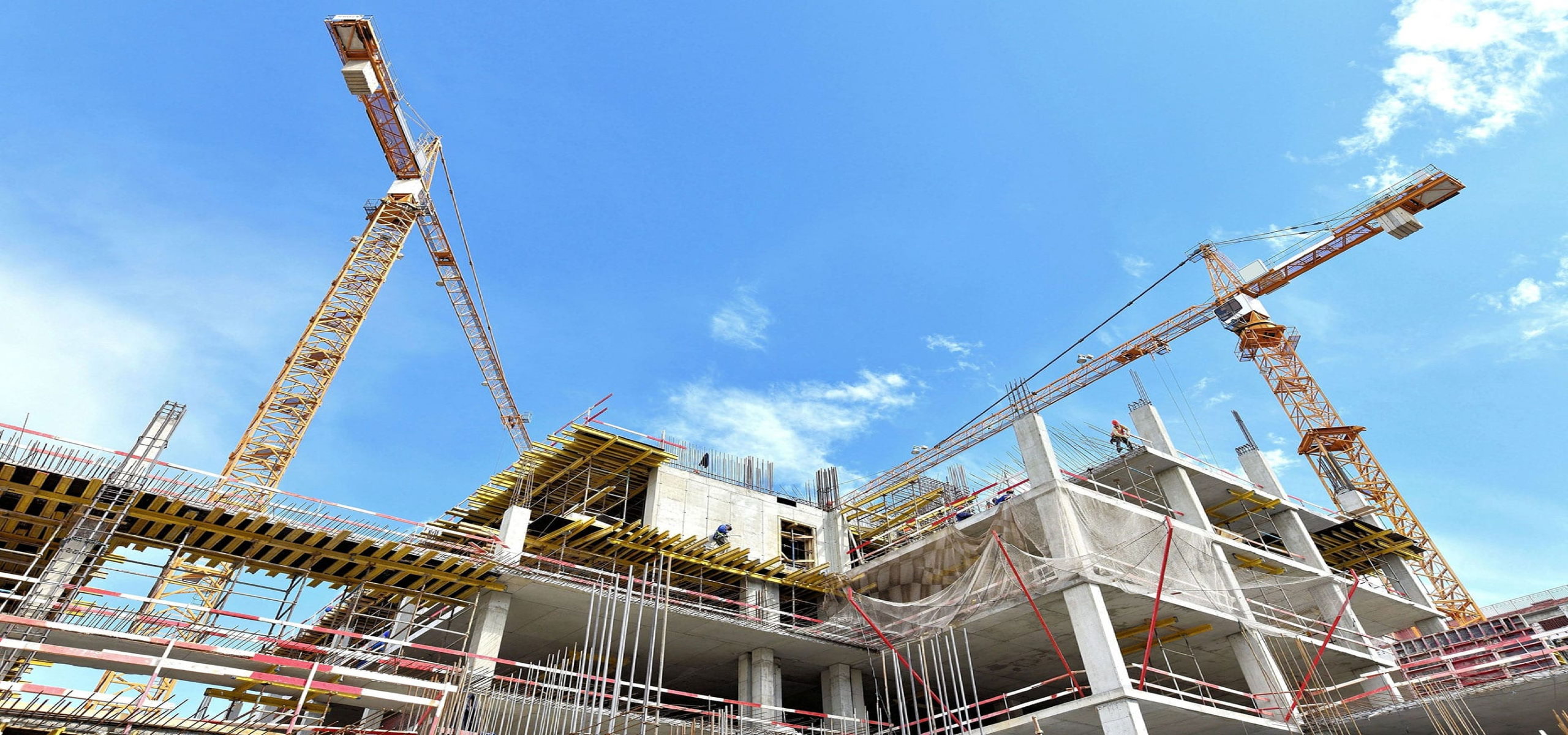 Choosing the right building contractors
